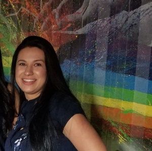 Meet your Posher, Cynthia